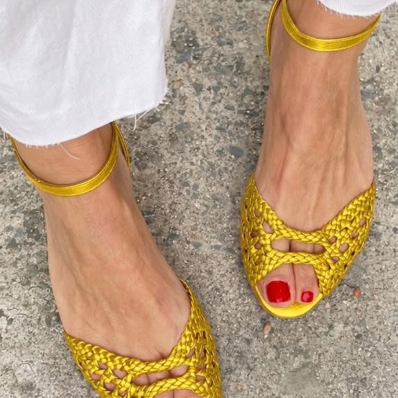 Isadora | Gold Woven Sandals